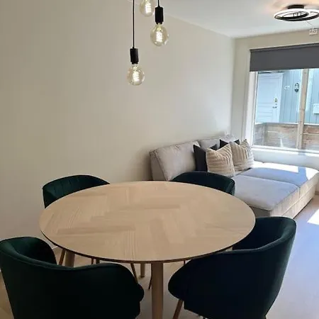 Cozy Apartment In The Heart Of Tromso Exterior photo